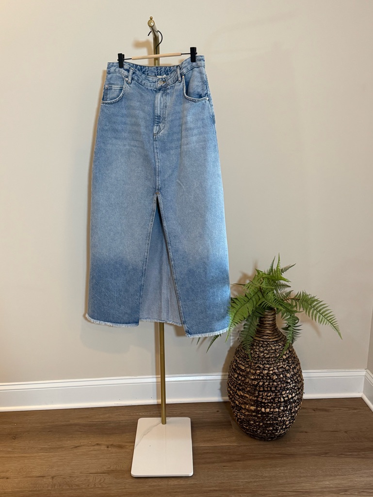 Anthropologie Madi Front-Slit Denim Skirt By Pilcro